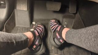 Fifi desperately cranking with fast pumping in Keens whisper sandals ankle socks and leggings