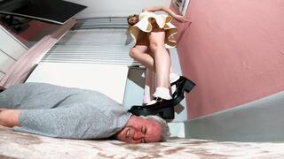 Danielle Head Crushing Shoes Upskirt (4K)