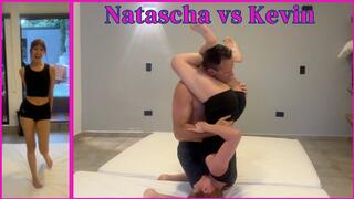 19 Year old Tennis Player vs 40 Year old Man - Natascha vs Kevin - Competitive Scissor Escape Wrestling