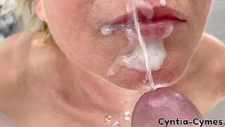 Blow Job when He watches My Porn on Laptop with a lot Cum In My Mouth