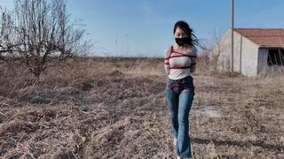 YT2335 The First Girl to Wear Sandals when Going out this Year