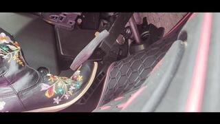 Cow Girl Pedal Pumping