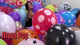 Popping a Balloon Room for Her boyfriend -4K