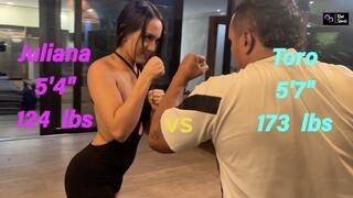 Competitive Scissorhold Escape Wrestling - Fitness Girl Juliana vs Male Weightlifter Toro