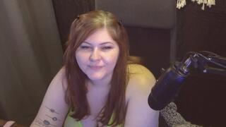 BBW makes fun of small dicks that wanted to fuck her