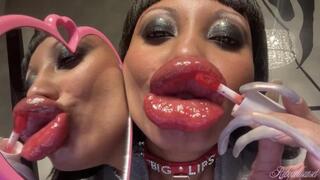 RubyDollLipz's 5-18-23 Growing XXL Doll Lips