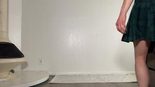 Barefoot Show Off & Tease