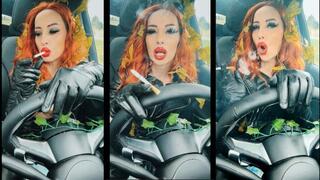 Chain smoking poison ivy lock u in her car while hotboxing- human ashtray