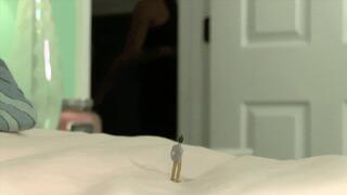 Unaware Giantess Kendra Allure Gets Foot Perved By Shrunken Boyfriend (SD 720p WMV)