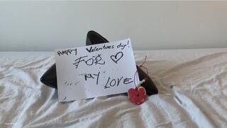 VALENTINES GIFT WEARING OVERSIZED SHOES AT WORK - MOV HD