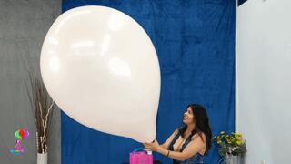 Michelle Uses the Pump to Pop Multiple Balloons 4K (3840x2160)