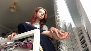 Soles, painted toe nails!