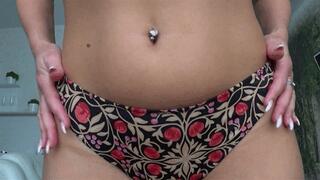 play with MY belly button and belly piercing Ya