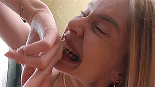 BLONDE bites his hands! MP4