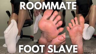 Roommate Foot Slave JOI - VOICE INCLUDED