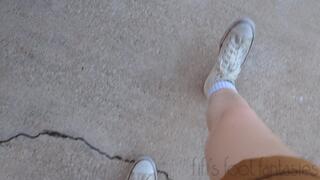 Fifi wild and fast pedal pumping in Converse All Stars replay