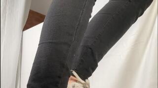 A Shoejob with dirty white sneakers - CBT, Shoejob and some spitting in well worn dirty Converse Chucks - sidecam only - 4k