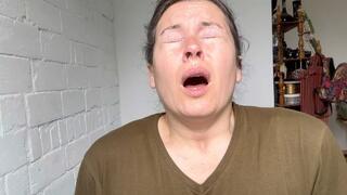 smell my spit on your facee mov