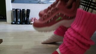 OLD CLIPS: Katrin test Fila Smeaker on my Cock with deep prints