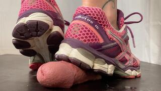 A Shoejob in well worn Asics sneakers - CBT, Shoejob, spitting and cockcrush in Asics Cummulus sneakers - side - view - 4k