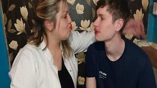 Lipstick kisses in the hospital MP4