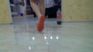 walking in flip flops