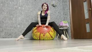 Sittopop inflatable dolphin