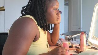 annoying boyfriend farts on ebony girlfriend 2