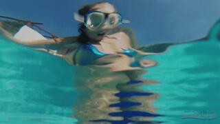 325 - Candy The Aquaphile (720p)