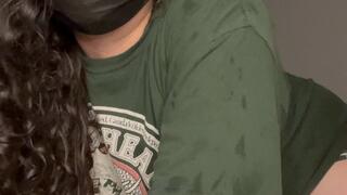 Farting while my belly is full of food!