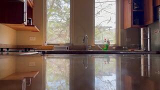 Thick blue arm cast and a chat about the progress of my injury