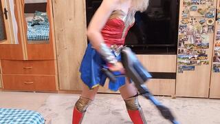 wonder woman vacuum clean the house