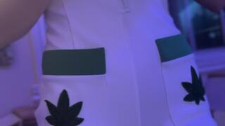 Nurse has quick fuck between patients - cums hard