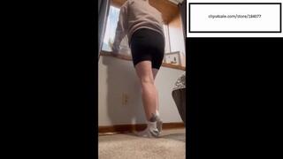 Tattoedtoesxoxo Kitchen itch candid 3