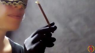 Smoking More 120s menthol with gloves