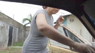 Stephanie failed cranking battle trying to cold start the OLD CHEVETTE