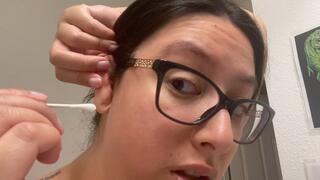 Sexifeetime - Sexifeetime for Dummies Volume 1 - Ear Cleaning