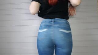 Farts in your face ( fart fetish & role play )