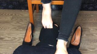 Worship High Heels And Feet Of Goddess Anita
