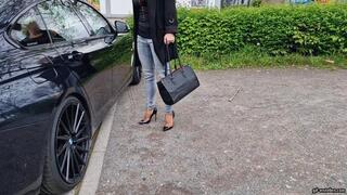 Shoe theft in a restaurant in Hamburg HD mp4 1920x1080