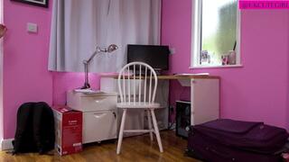 Secretary Uses Pussy As Bait For Job