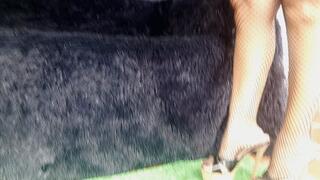 Shescamore sublime Danging on Sexy Black Sandals