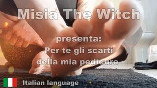 Eat my pedicure scraps from the carpet - Mangia gli scarti della mia pedicure dal tappeto