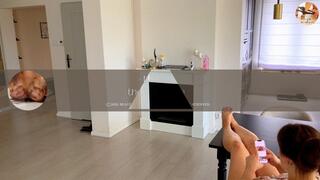 Lexi needs some icing for her cake