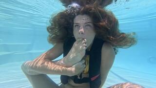 Underwater Foot Worship Peril