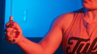 Handheld, dominated and crushed - 4k