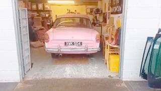 Lola Vlog 3 - Hardstarting, smoking and moving her Ford Consul after months