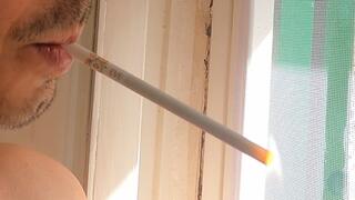 Smoking Eve 120s slow 080624 4