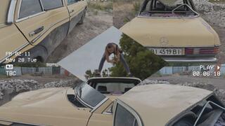 Bouncing and shaking Mercedes w123, car crash (custom video)