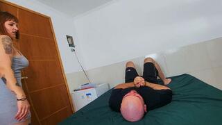 Double Face sitting ebony and redhair, by Miss Bowie, Veronica Liss and Slave, (cam by Camila) FULL HD,